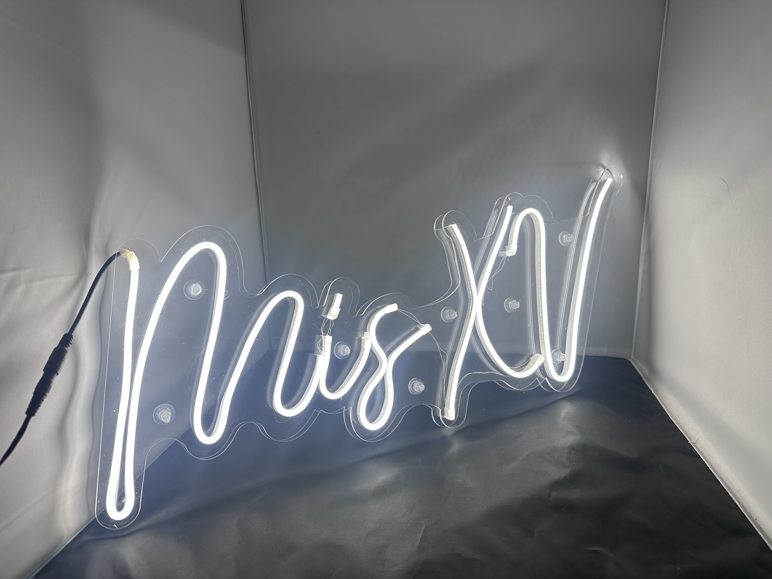 Mis XV: Neón LED · Fotografía del producto